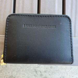 Portland Leather Black Card Holder